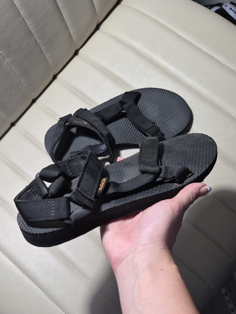 Teva Black Adjustable Sport Sandals 8 Womens - Picture 3 of 7